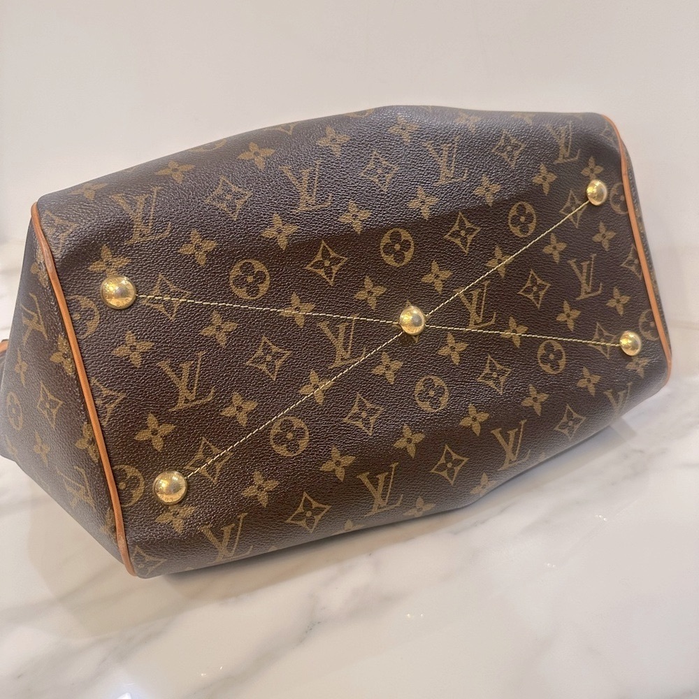 Louis Vuitton Tivoli Monogram GM Shoulder Bag - Picture 6 of 13